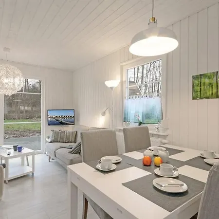 Haus Rotkehlchen بيت للعطل *