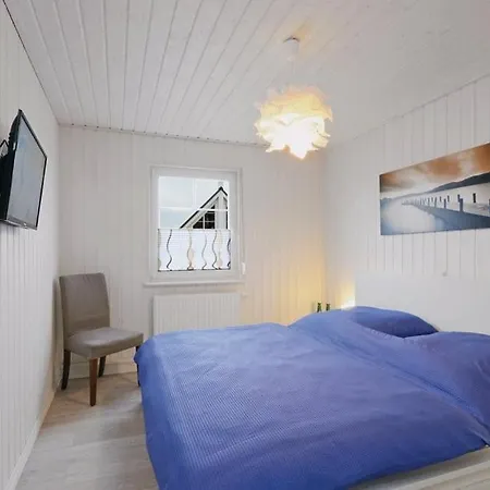 Haus Rotkehlchen Holiday home *